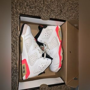 JORDAN RETRO 6 INFRARED